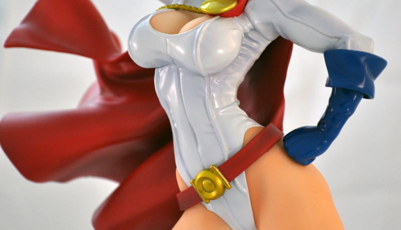 Power Girl Bishoujo review at DC Collectors!